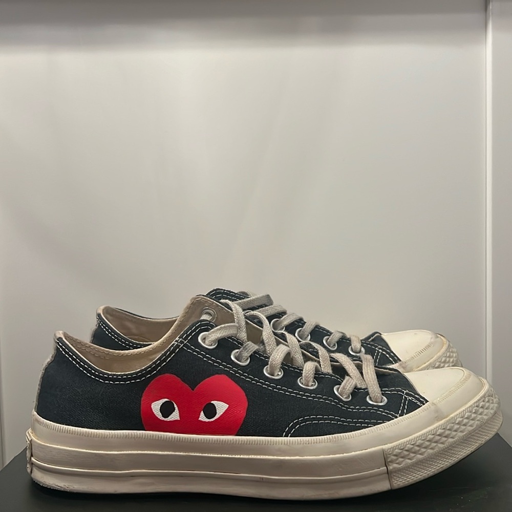 Women’s black CDG converse size 8